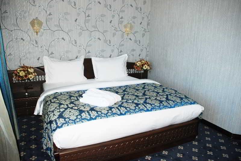 Royal Palace Hotel アルマトイ エクステリア 写真